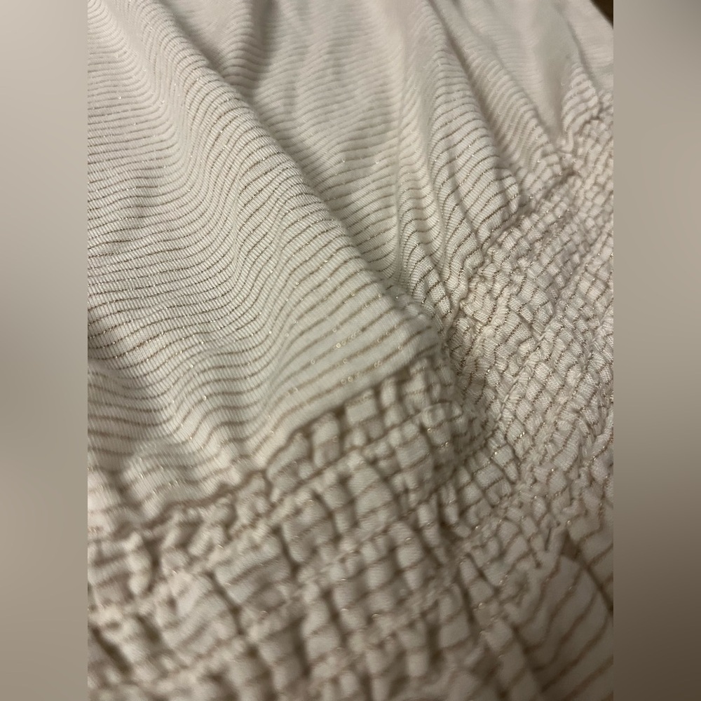 LC Lauren Conrad Scoopneck Smocked Top Women’s Size Large - Picture 3 of 6
